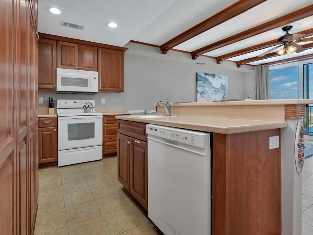 The Vue 238 Apartment Тайби Айлънд Екстериор снимка